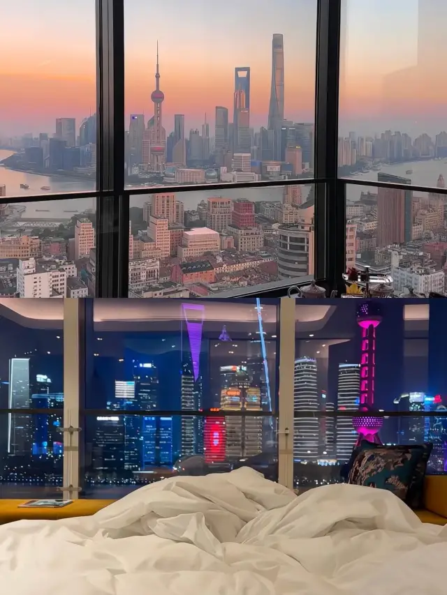โรงแรมวิวกลางคืนที่ชายฝั่งเซี่ยงไฮ้