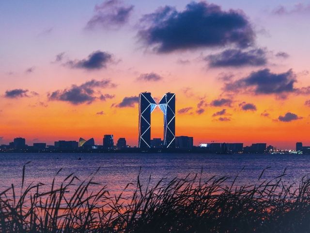 魔都落日秘境滴水湖懸日最佳打卡機位大公開! 魔都落日秘境滴水湖懸日最佳打卡機位大公開!