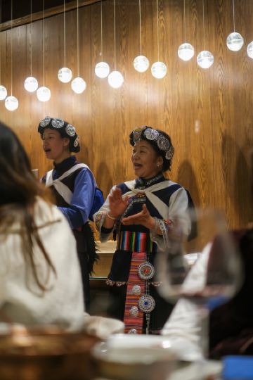 Lijiang on the Tea Horse Road: Not a Distant Traveler, but a Returning Resident