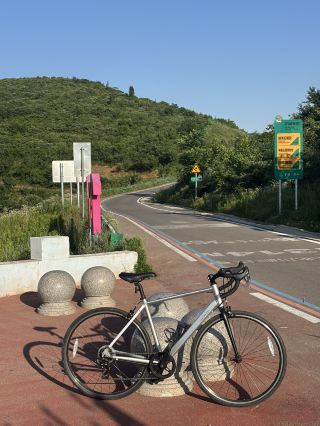 沐浴陽光的寧靜：龍脊天路北觀景台