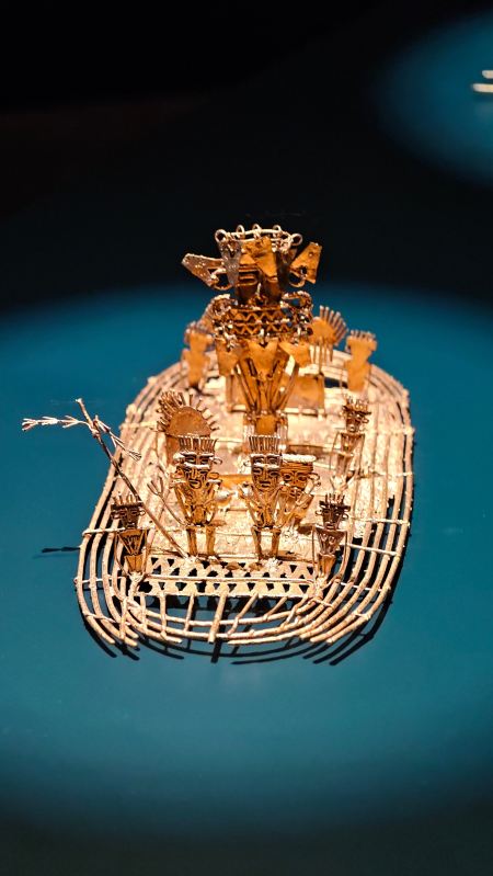 ボゴタ黄金博物館（Museo del Oro）は、コロンブス以前の時代の金製品