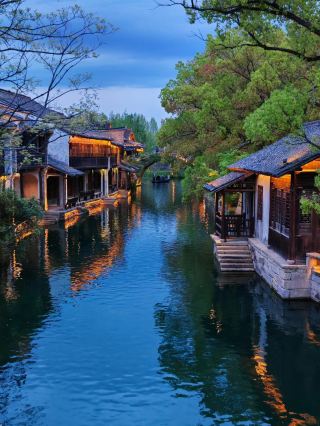 The "thousand-faced" ancient town: half Jiangnan, half fashion show | A travel diary of Puyuan Fashion Ancient Town