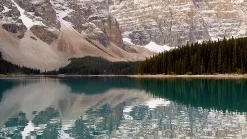 Banff, Canada | Stunning Rocky Mountain scenery with a comprehensive road trip guide — traveler post in Canmore