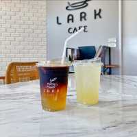 Lark Cafe พิจิตร