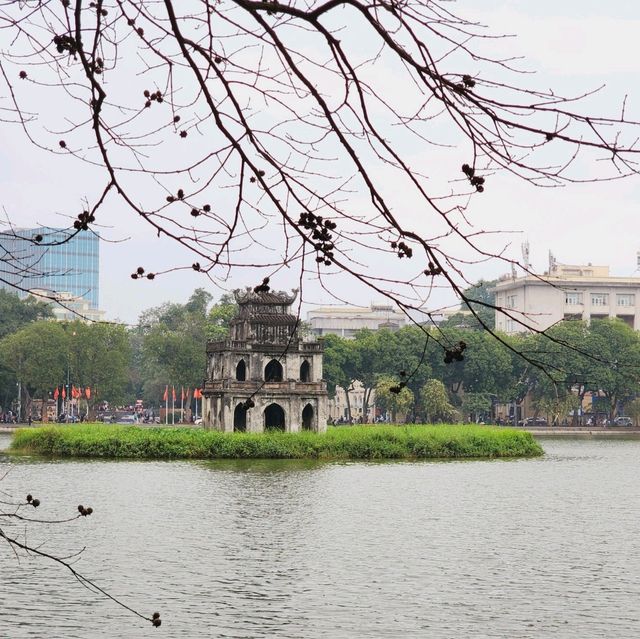Strolling Along the Art Capital, Hanoi!