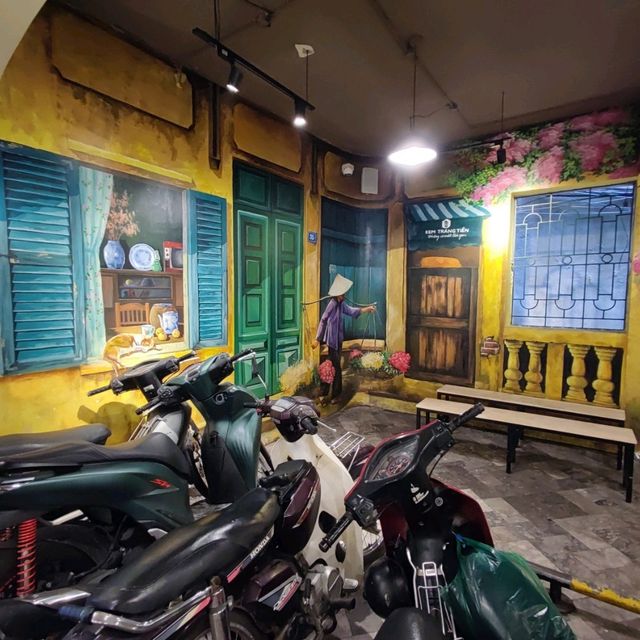 Ice Cream Shop in Hanoi