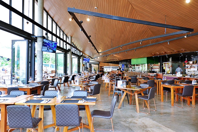  LA VELA KHAO LAK จ.พังงา