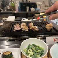 【大阪・福島】芸能人もお忍びで訪れる地鶏焼き店