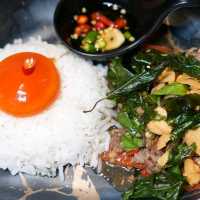 ฝนตกลากแฟนเข้าห้างไปกินบุฟเฟต์​นานาชาติที่​wisdom​