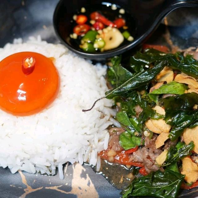 ฝนตกลากแฟนเข้าห้างไปกินบุฟเฟต์​นานาชาติที่​wisdom​