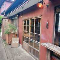 Retro-modern cafe by the railway, Yorodokoro