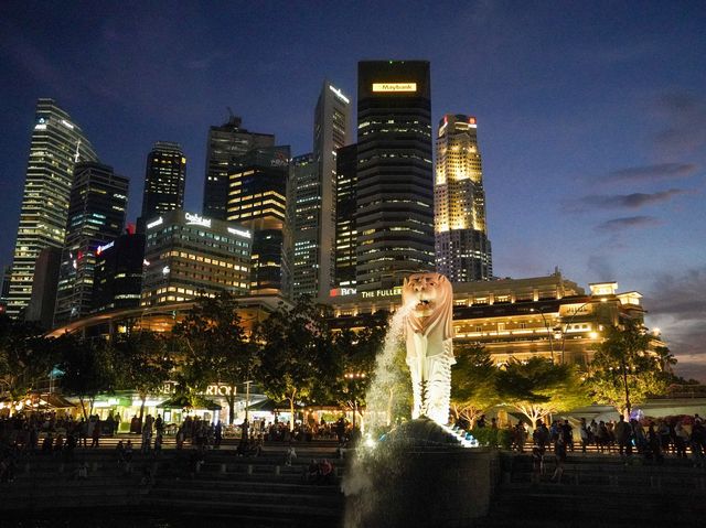 Marina Bay ไลออนพ่นน้ำ