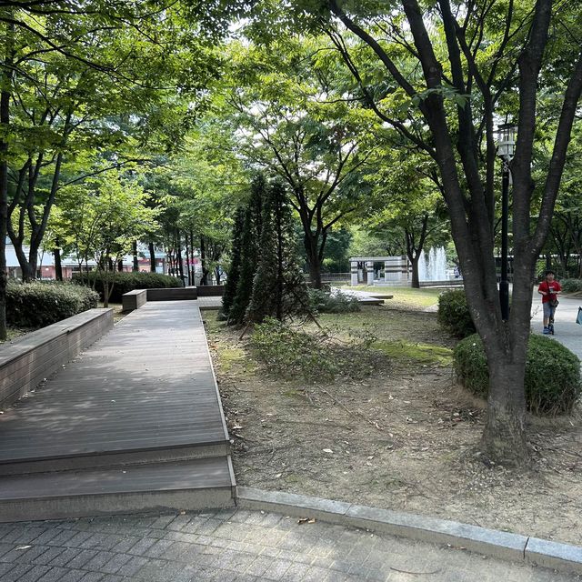동탄 개나리공원, 일상의 여유를 느낄 수 있는 근린공원