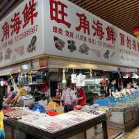 Oyster Mountain & loads of fresh seafood