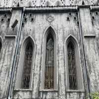  โบสถ์เซนต์โจเซฟ (St. Joseph Cathedral) ⛪️