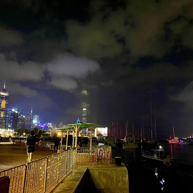 港島區必打卡。 海濱長廊