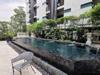 Luxurious Hotel with Jacuzzi 😍