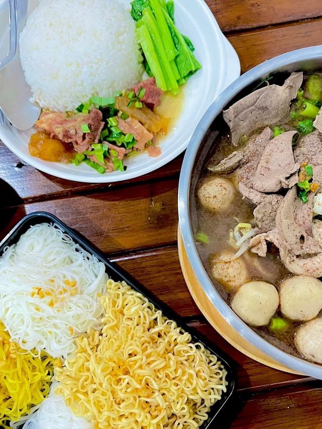 หนีแมวไป 🍜 ก๋วยเตี๋ยวเรือเฮฟเว่น - Heaven Noodle