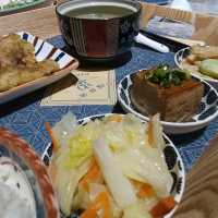 青埔全新開幕人氣餐廳   茶自點