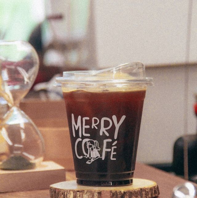 Merry Cafe 