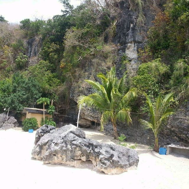 Borawan Island, Quezon Province