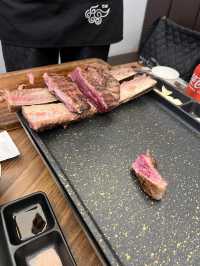 韓国/ソウル【明洞】サムギョプサルもカルビも食べれる！個室のお肉屋さん