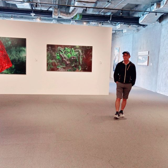 當代頂尖國際藝術家聯展，展期直到 17.Sep. ！ 勿錯過了 ！