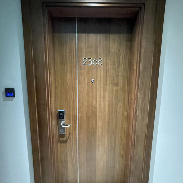 하롱베이 신규 야경과 석회암 섬을 바라볼 수 있는 호텔