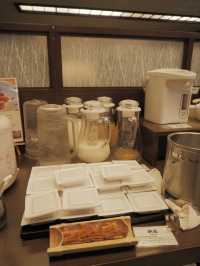 日本住宿篇，早餐是低級懷石料理版本 