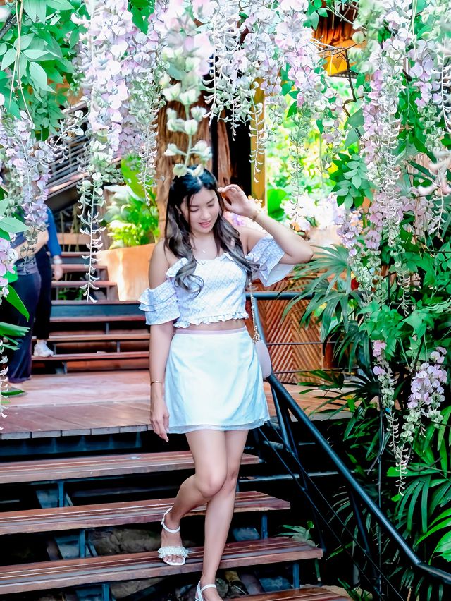เช็คอิน ถ่ายรูปที่ Three Monkey Phuket