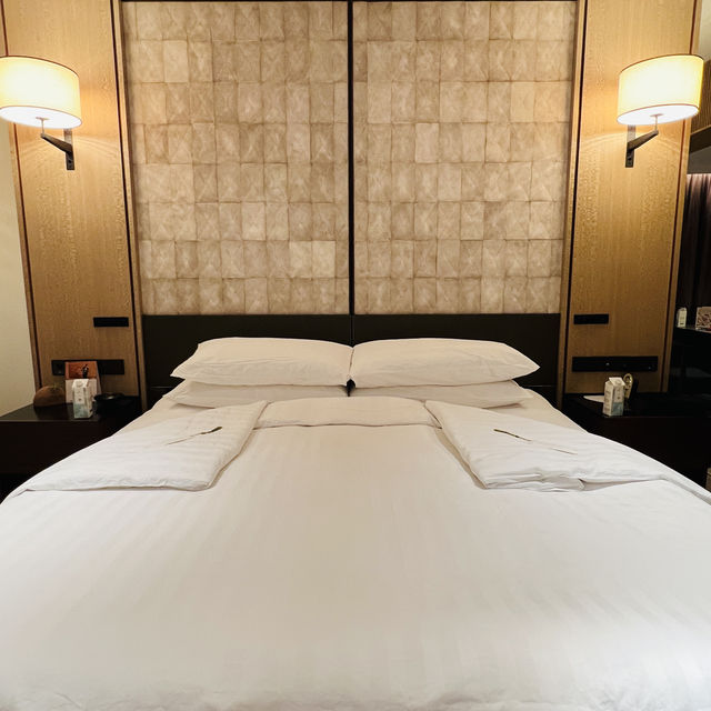 Shangri-La Singapore one bedroom suite