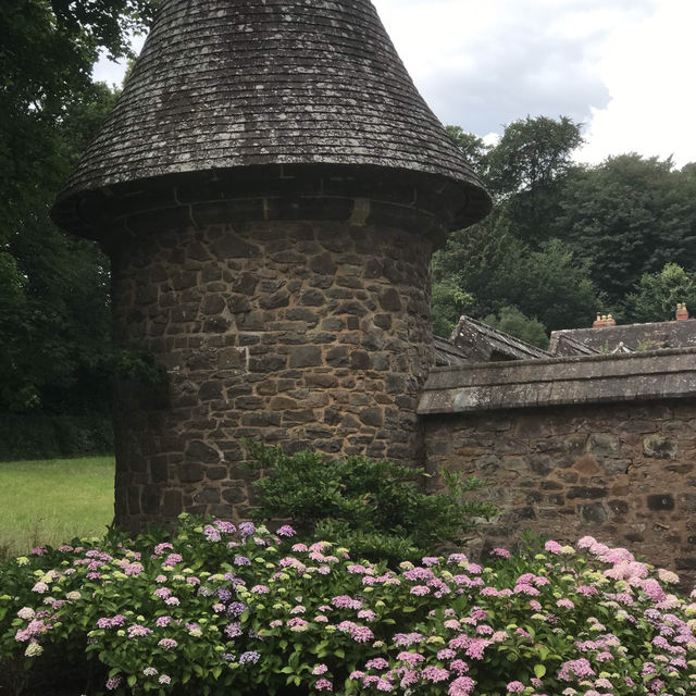 English Walled Gardens