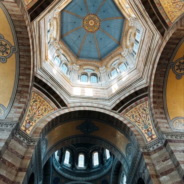 BEAUTIFUL LANDMARK IN MARSEILLE.