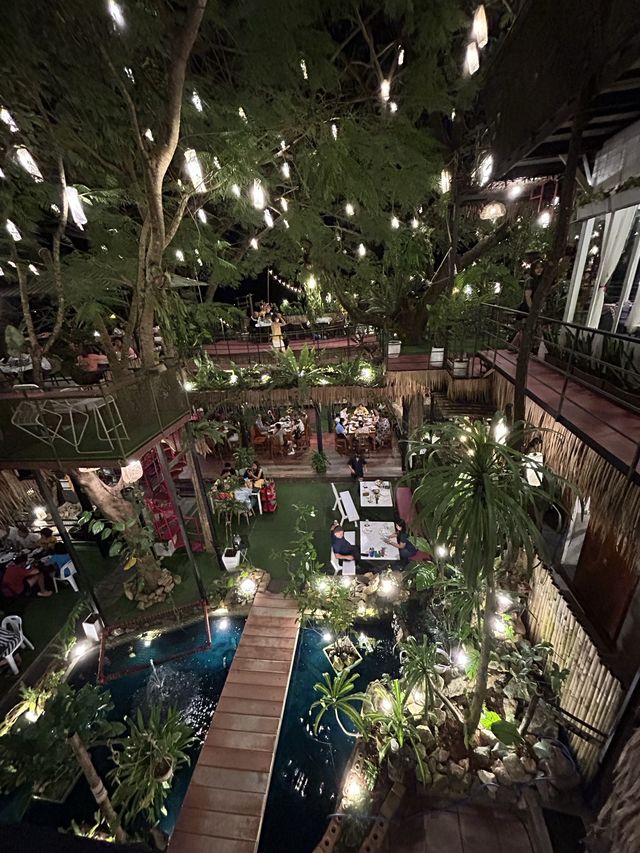 Thai Restaurant in a Tree House, Hatyai🇹🇭