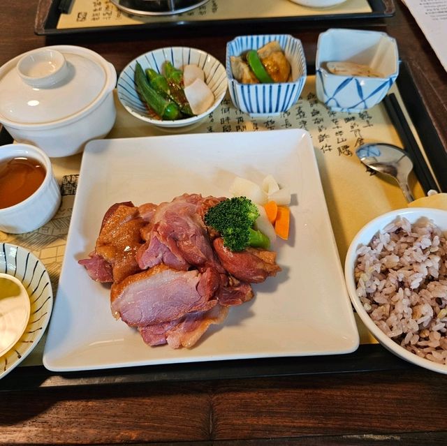 台中市區的特別用餐體驗“無為草堂” 台中市區的特別用餐體驗“無為草堂”
