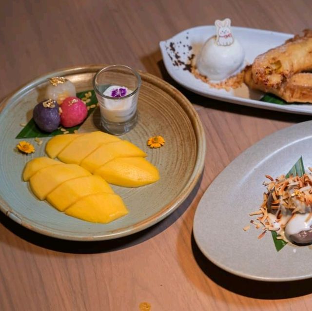 NAVA Restaurant เมนูไทยแท้สูตรโบราณ ชิลริมแม่น้ำ