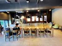 臺中西屯 店員十分親切的一間咖啡館 STARBUCKS 星巴克 (朝富門市)