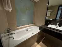 Royal Plaza on Scotts - Premiere King Room