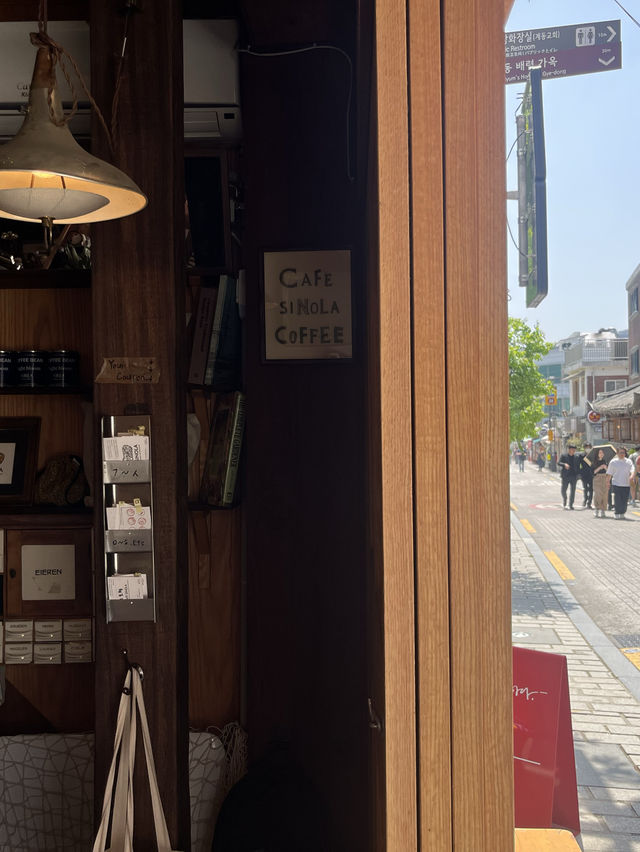 서울 북촌 감성카페, 카페시노라