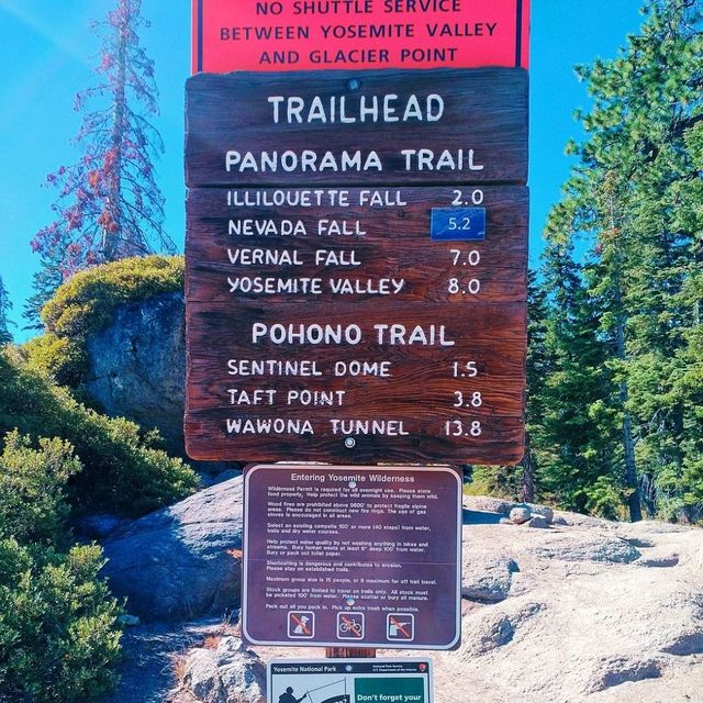 👣 Stunning Views at Yosemite National Park 