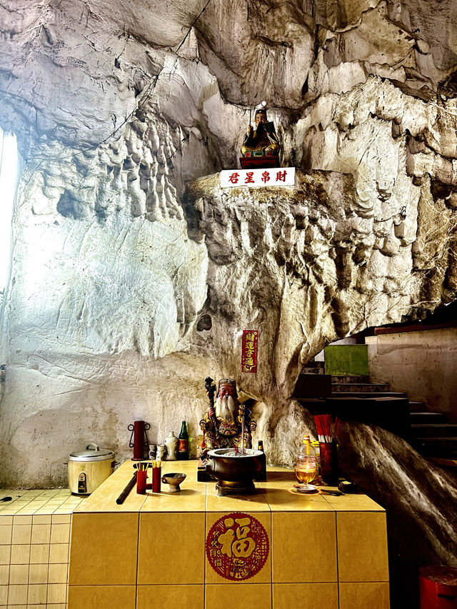 Mysterious Temple In Ipoh That You Must Visit🇲🇾✨