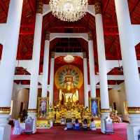 "วัดพระสิงห์วรมหาวิหาร" วัดดังเชียงใหม่