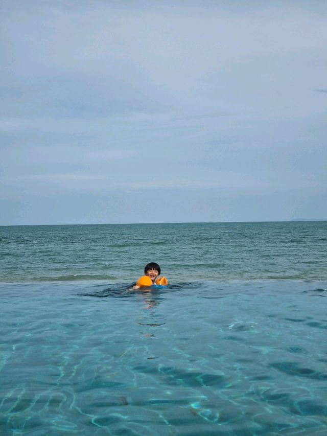 u파타야의 인피니티 오션뷰 풀