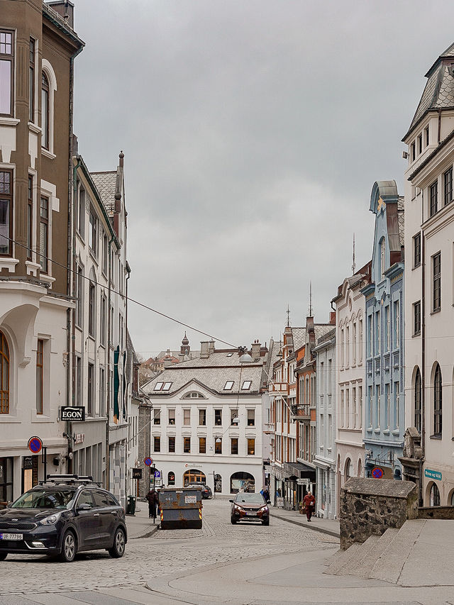 📍Art Nouveau Town