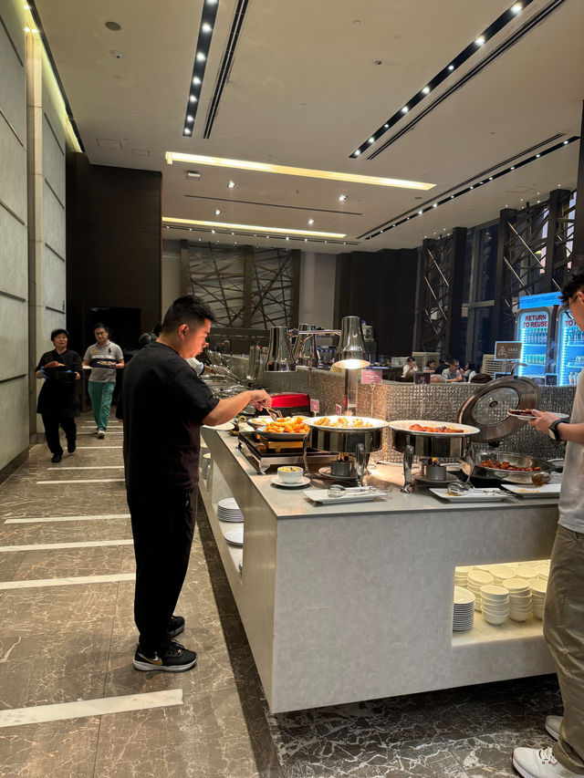 「Café Circles」餐廳：亞洲鮮味盛薈，口碑爆棚！
