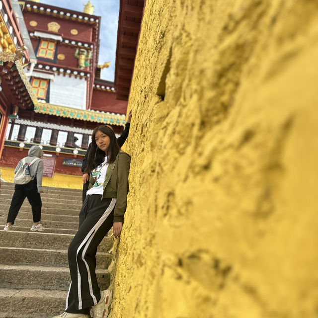 【雲南之旅】洱海聖托里尼酒店，壯麗山峰