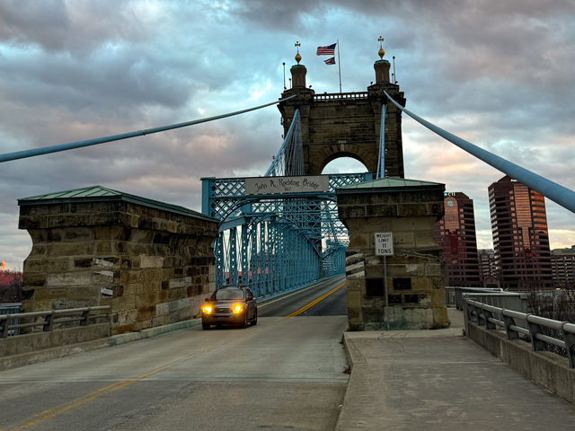 John A. Roebling Suspension Bridge: Cincinnati's Iconic Span