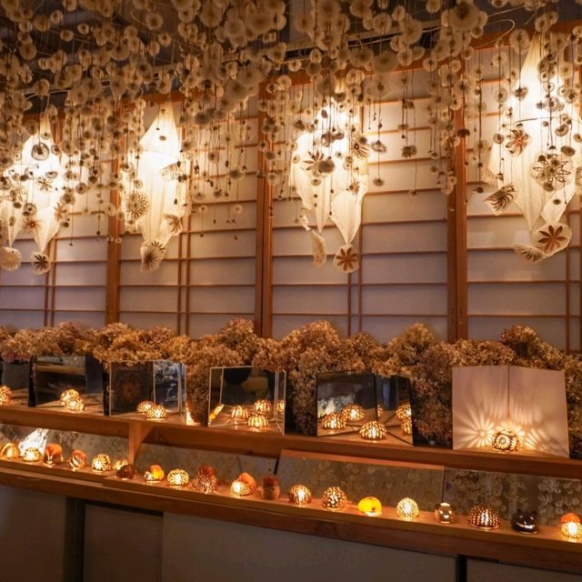HIMITO แกลเลอรี่ศิลปะเปลือกไม้ Kanazawa ญี่