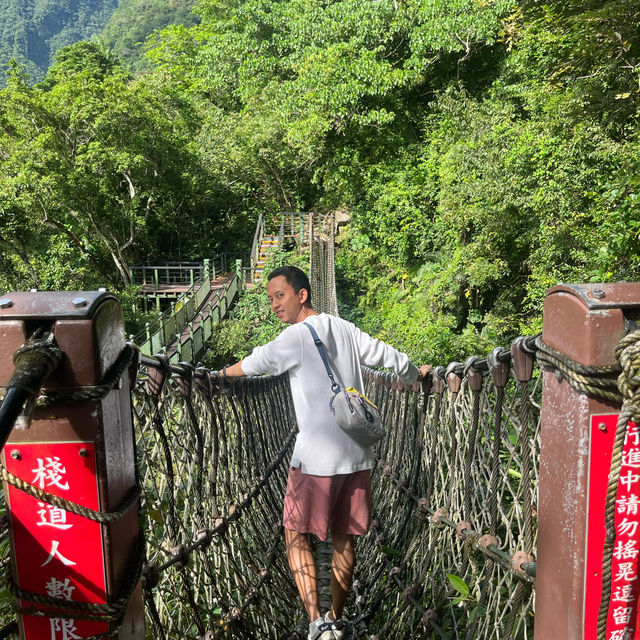 Quote this stunning City day tour of Taroko National Park