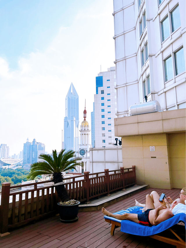 Great Pool and Facilities at Radisson Blu Hotel Shanghai New World